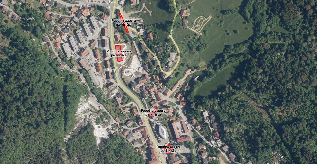 Popolna zapora parkirišč